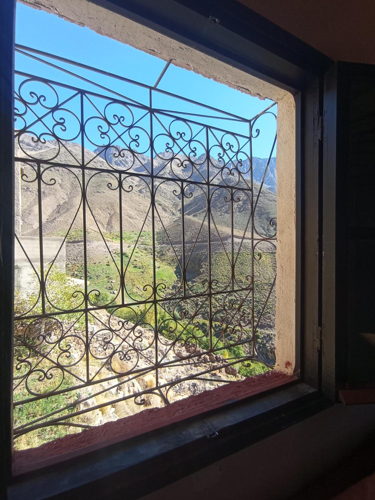 Gite Ogog Tacheddirt Bagian luar foto