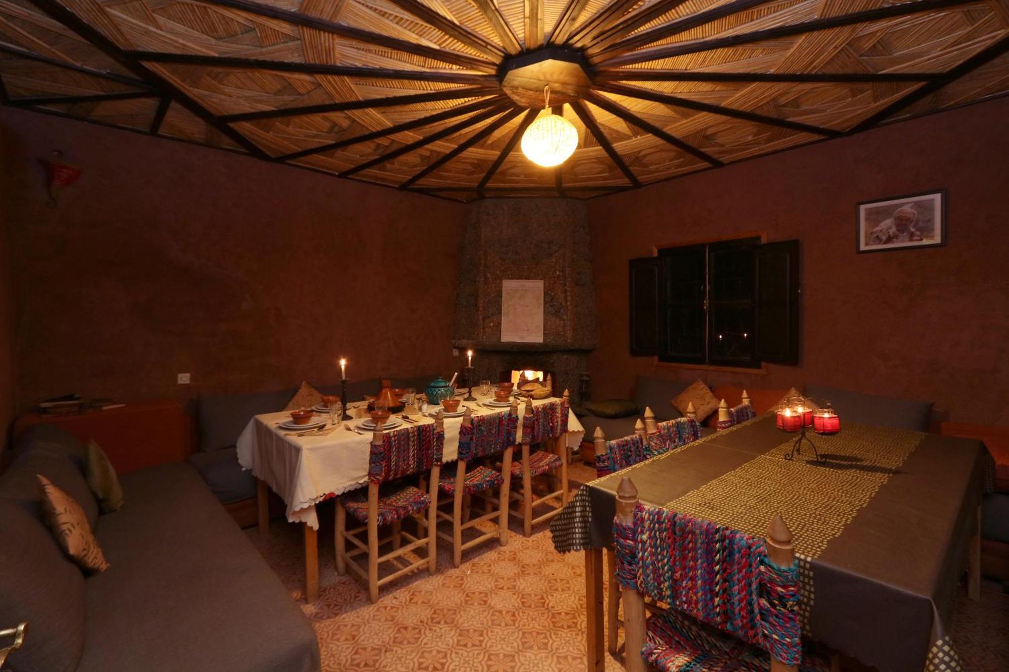 Gite Ogog Tacheddirt Bagian luar foto